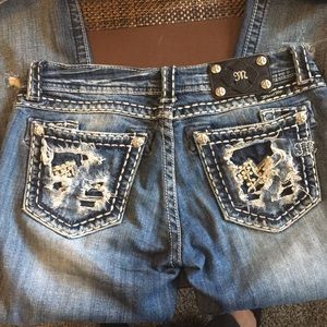 Size 27 distressed miss me capris